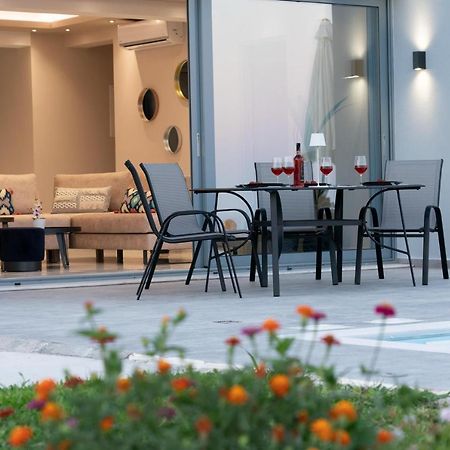 Villa Laide Karavádhos Eksteriør bilde